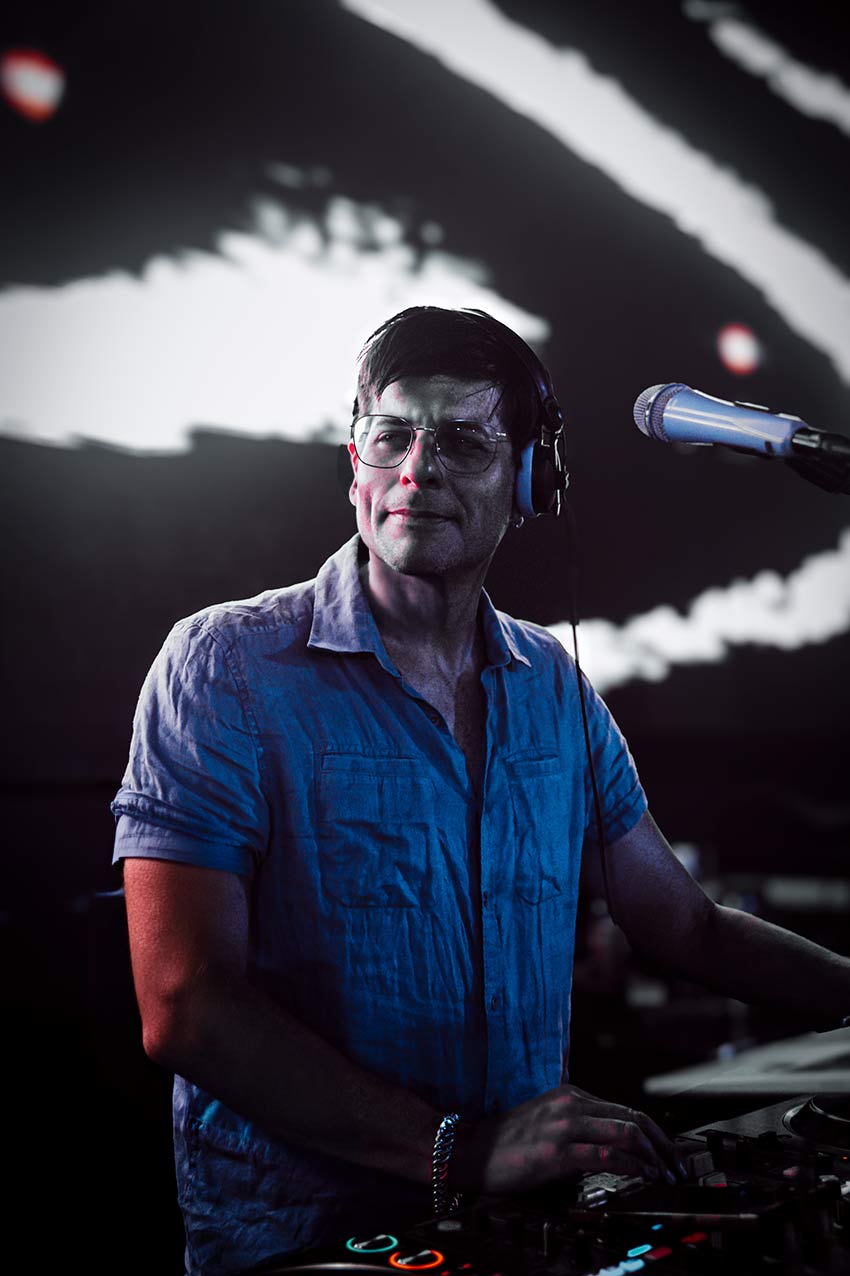 Scarletts Miami Best DJ Eric 